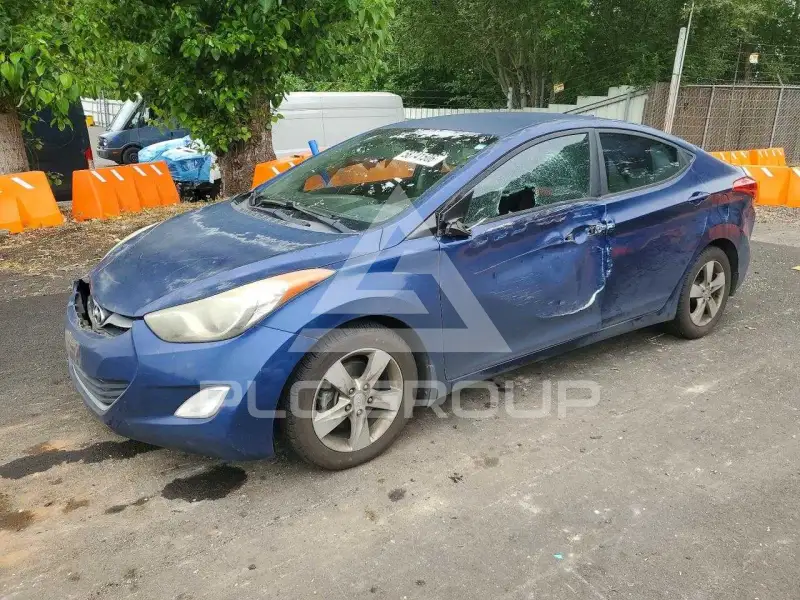 2013 Hyundai Elantra фото