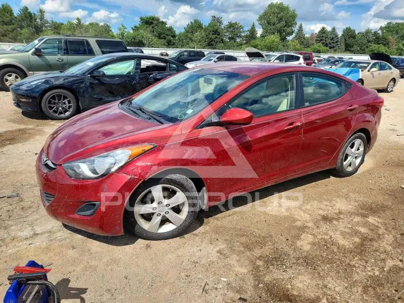 2013 Hyundai Elantra фото