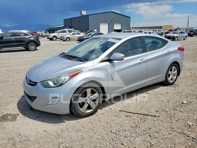 2013 Hyundai Elantra фото