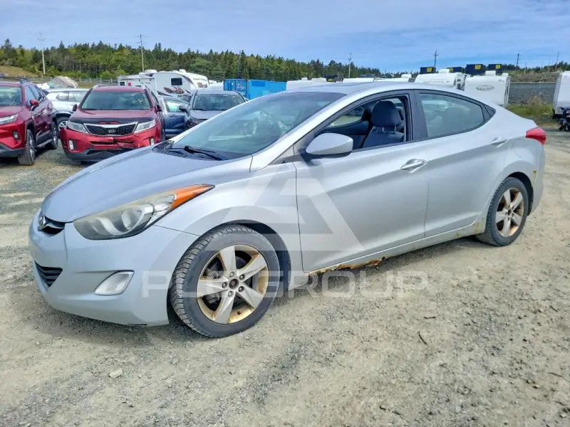 2013 Hyundai Elantra фото