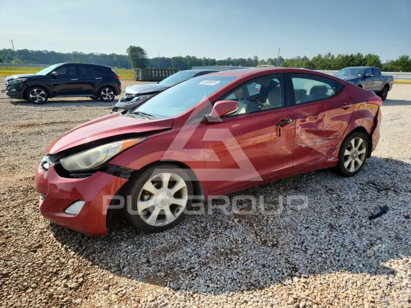 2013 Hyundai Elantra фото