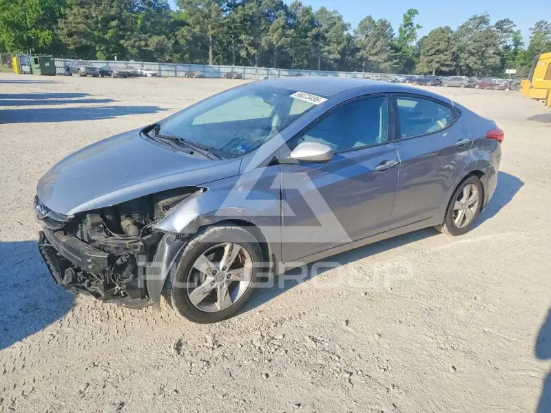 2013 Hyundai Elantra фото