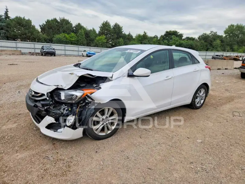 2013 Hyundai Elantra фото