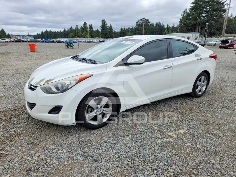 2013 Hyundai Elantra фото