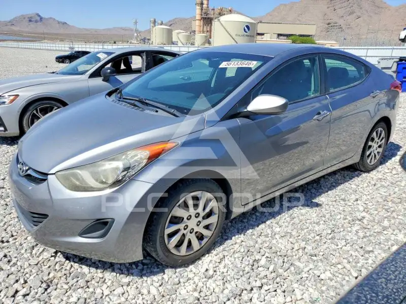 2013 Hyundai Elantra фото