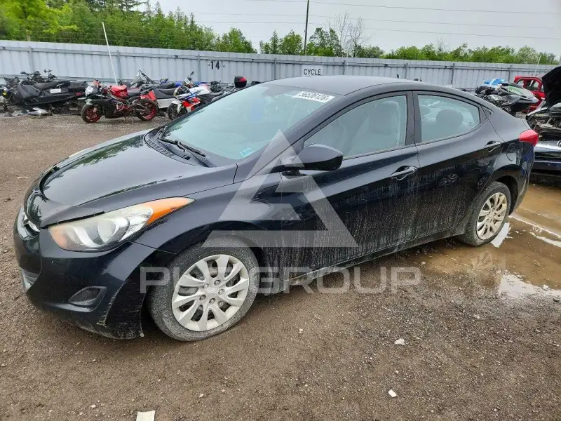 2013 Hyundai Elantra фото