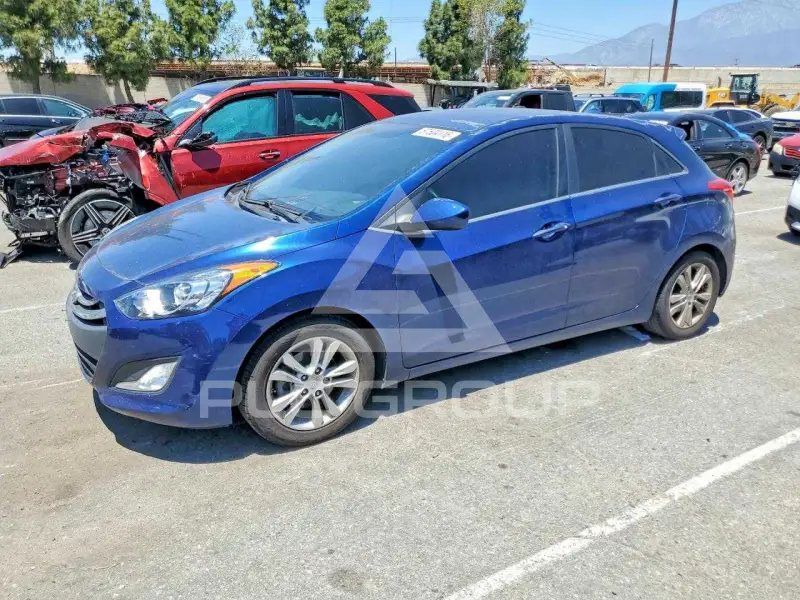 2013 Hyundai Elantra фото