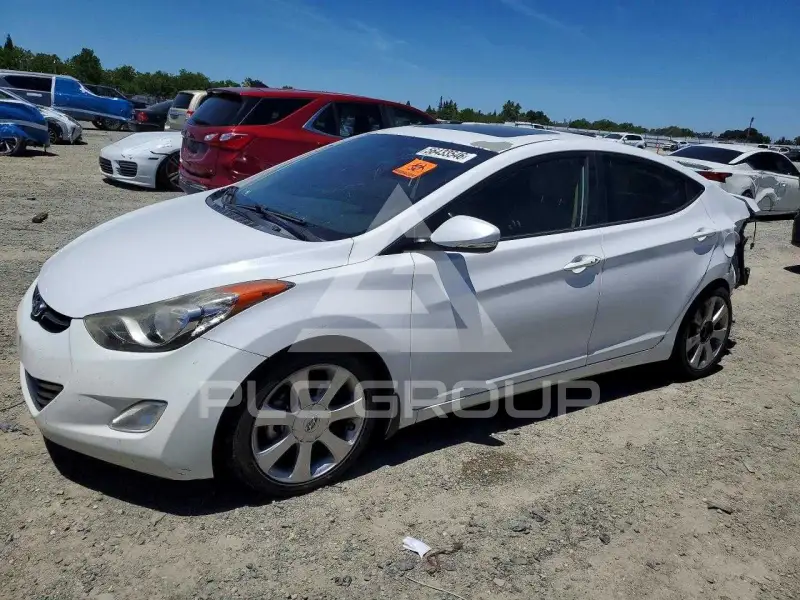 2013 Hyundai Elantra фото