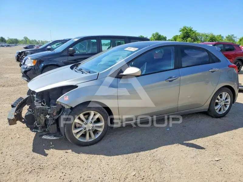 2013 Hyundai Elantra фото