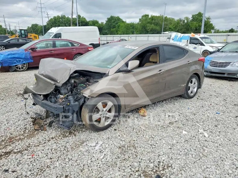 2013 Hyundai Elantra фото