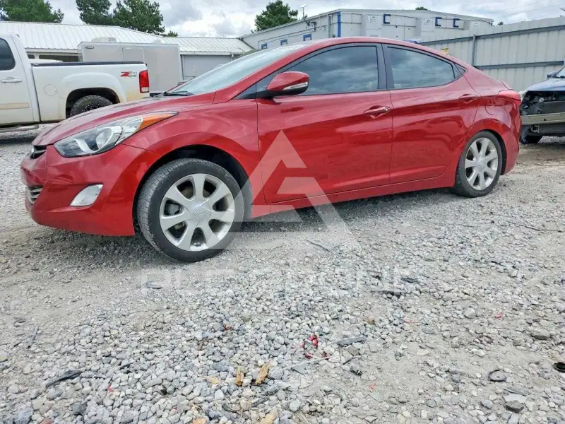 2013 Hyundai Elantra photo