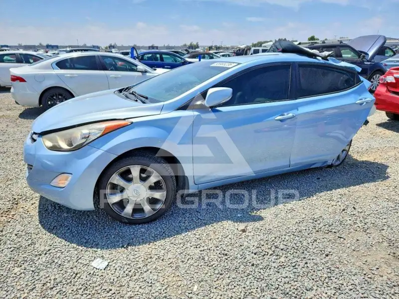 2013 Hyundai Elantra фото