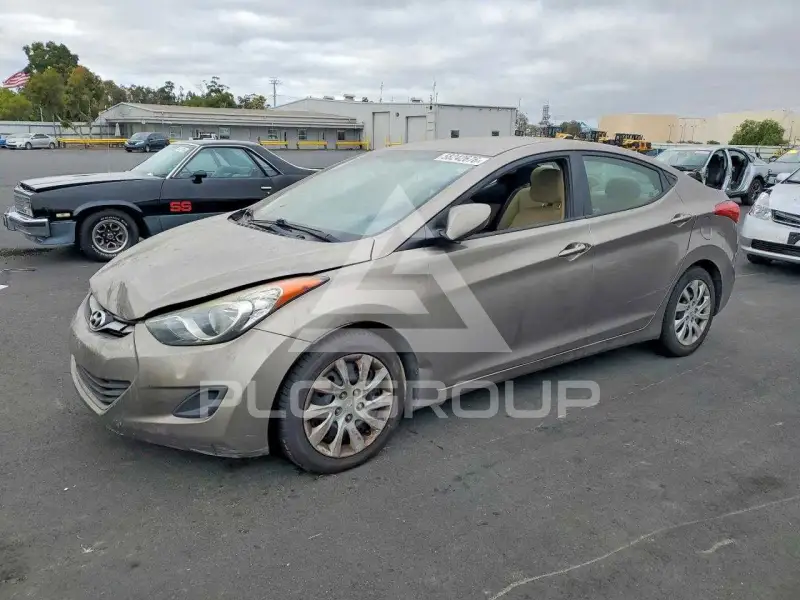 2013 Hyundai Elantra фото