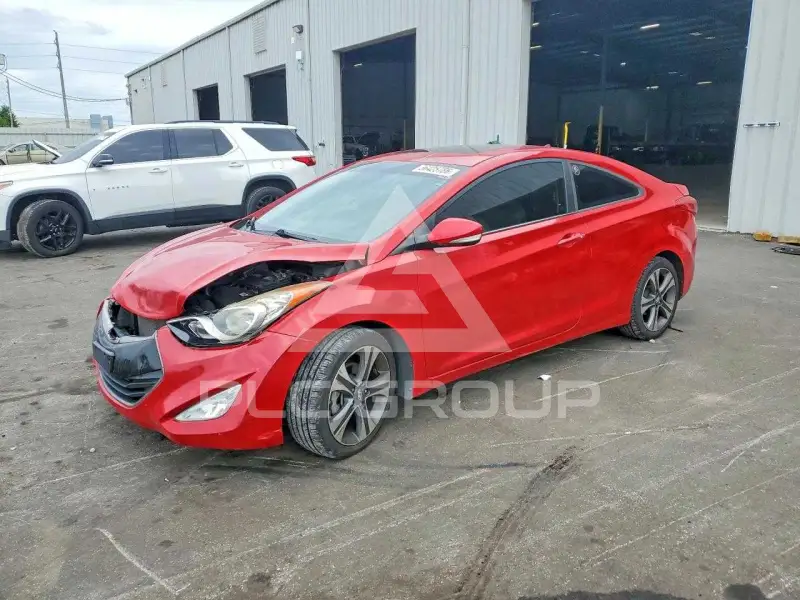 2013 Hyundai Elantra фото