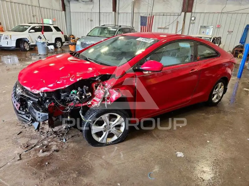 2013 Hyundai Elantra photo
