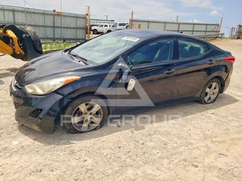 2013 Hyundai Elantra фото