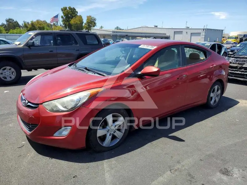 2013 Hyundai Elantra фото