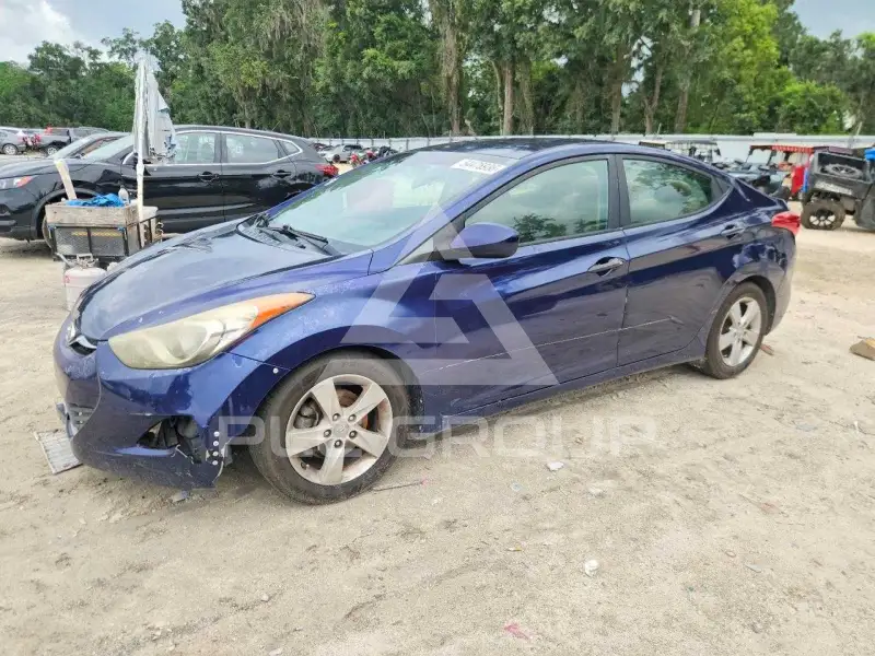 2013 Hyundai Elantra фото