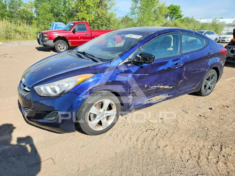 2013 Hyundai Elantra фото