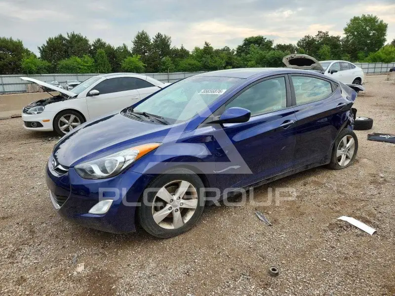 2013 Hyundai Elantra фото