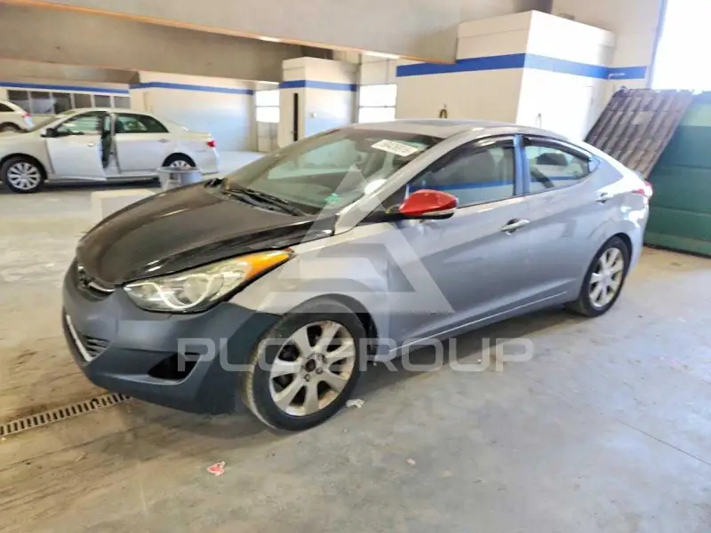 2013 Hyundai Elantra фото