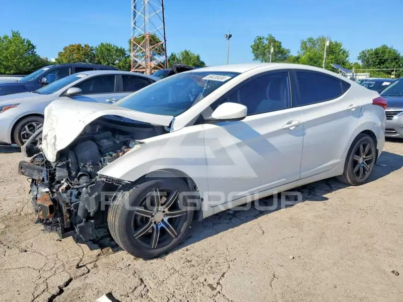 2013 Hyundai Elantra фото