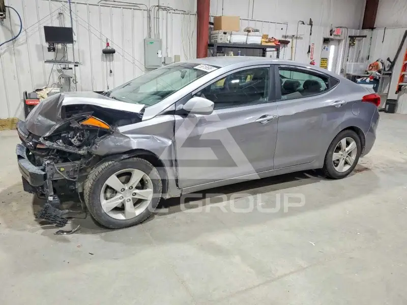 2013 Hyundai Elantra фото
