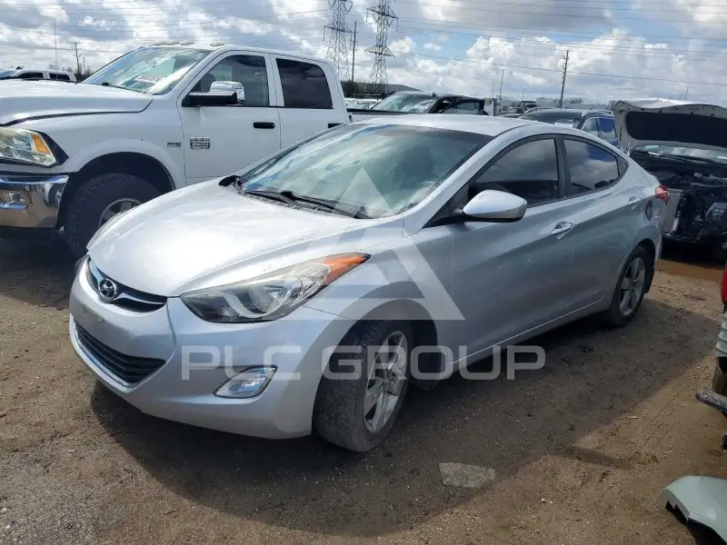 2013 Hyundai Elantra фото