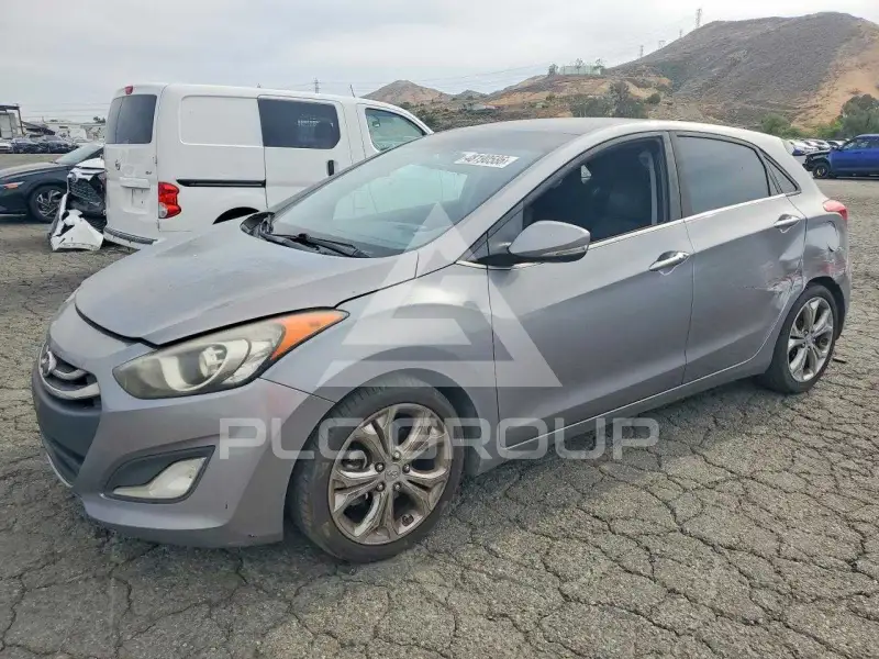 2013 Hyundai Elantra фото