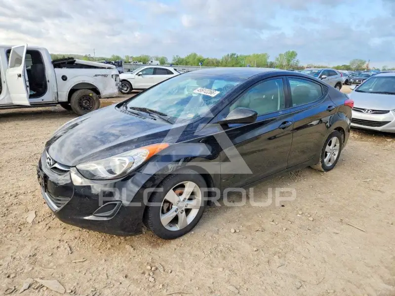 2013 Hyundai Elantra фото