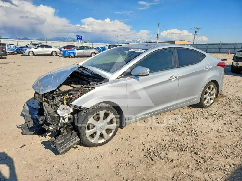 2013 Hyundai Elantra фото