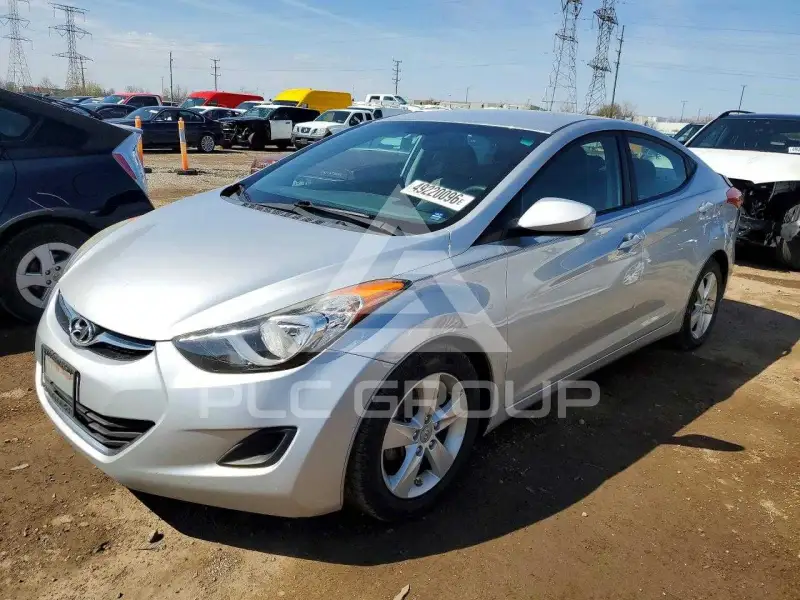 2013 Hyundai Elantra фото
