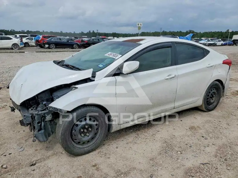2013 Hyundai Elantra фото