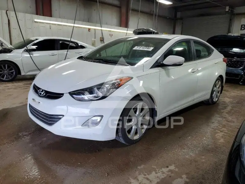 2013 Hyundai Elantra фото