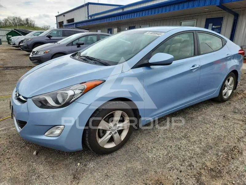 2013 Hyundai Elantra фото