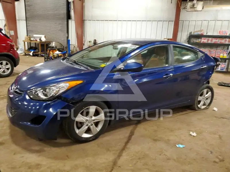 2013 Hyundai Elantra фото