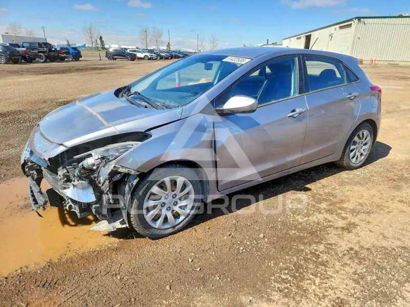 2013 Hyundai Elantra photo