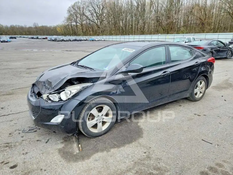 2013 Hyundai Elantra фото