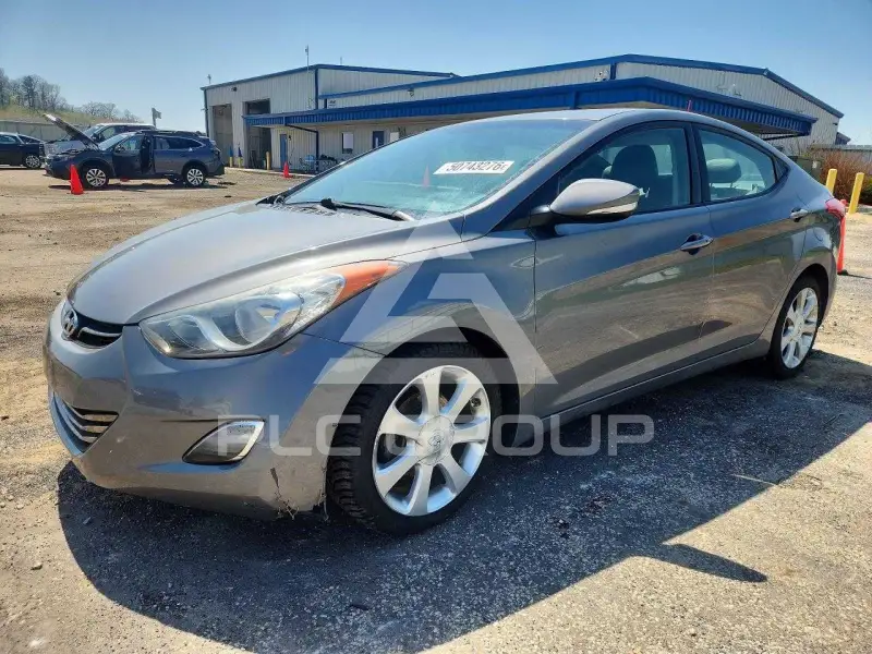 2013 Hyundai Elantra фото