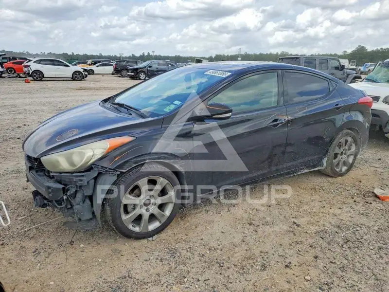 2013 Hyundai Elantra фото