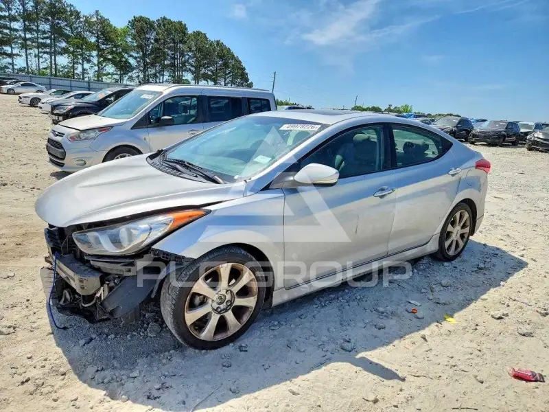2013 Hyundai Elantra фото