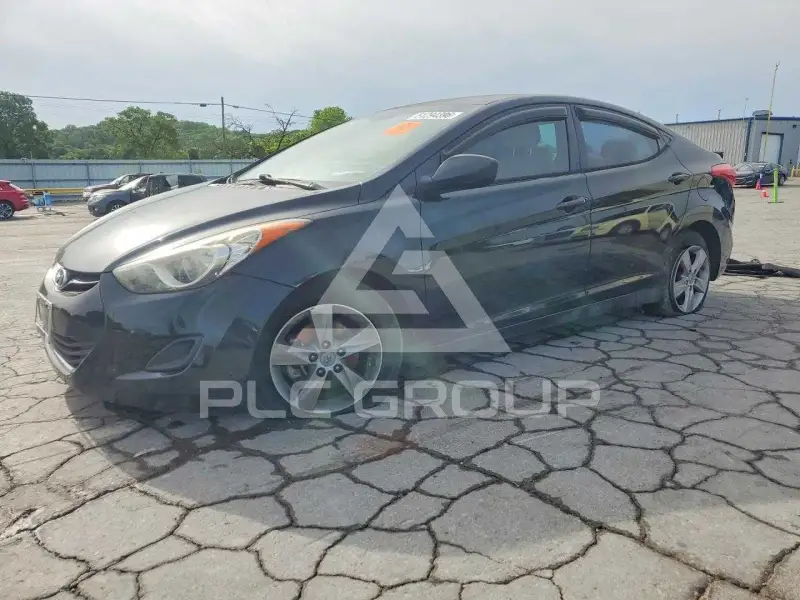 2013 Hyundai Elantra фото
