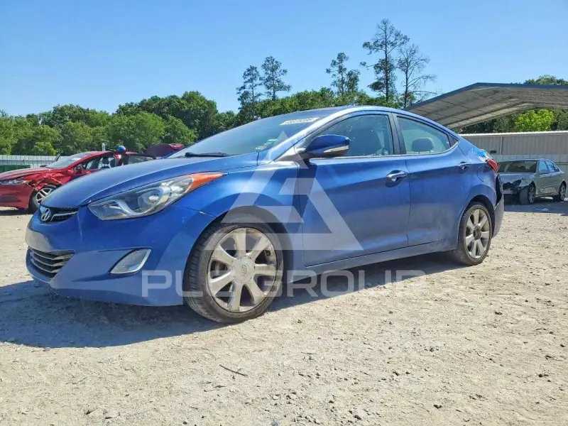 2013 Hyundai Elantra фото