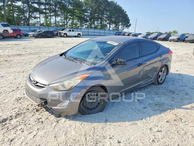 2013 Hyundai Elantra фото