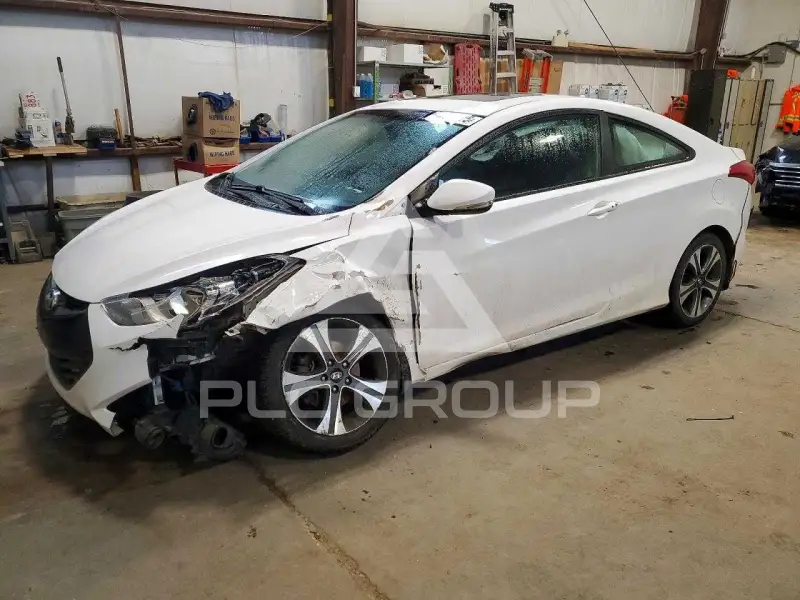 2013 Hyundai Elantra photo