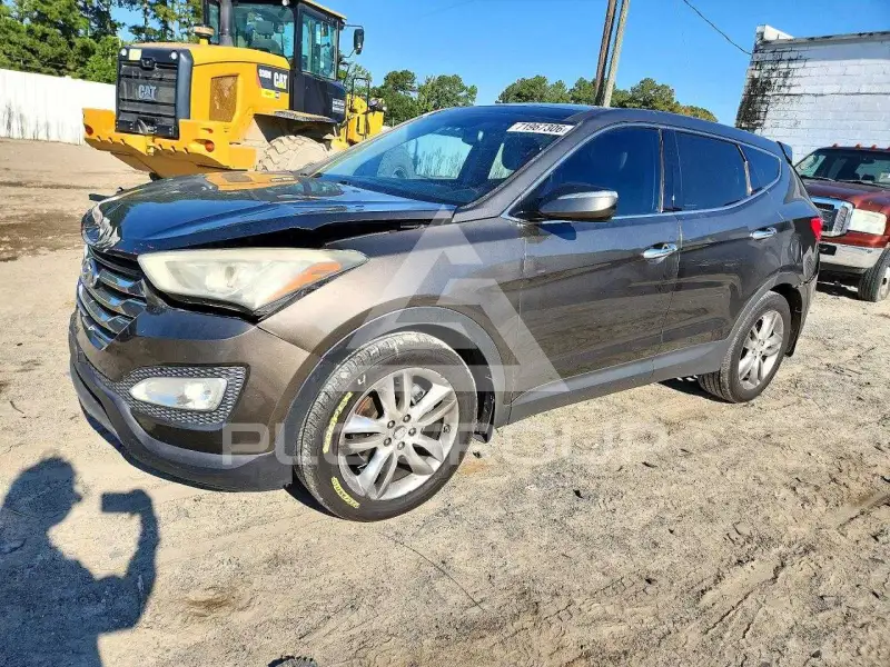 2013 Hyundai Santa Fe photo