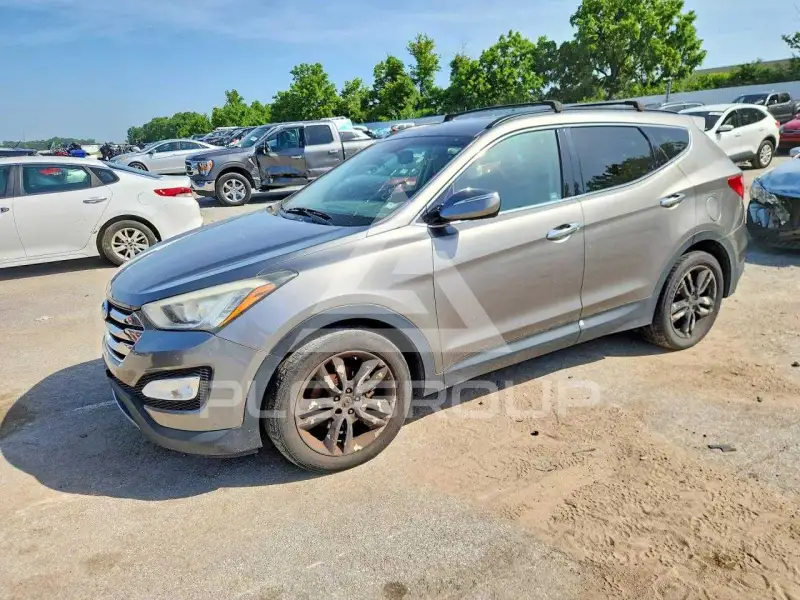 2013 Hyundai Santa Fe photo