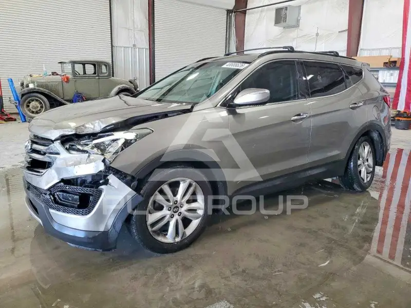 2013 Hyundai Santa Fe photo