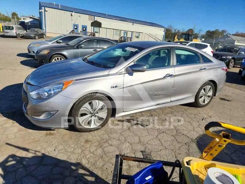 2013 Hyundai Sonata фото