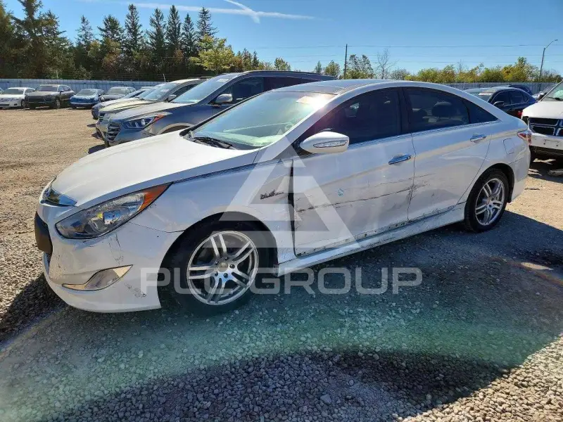 2013 Hyundai Sonata photo